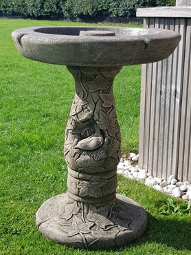 Bird Bath Ivy Nest - image 1