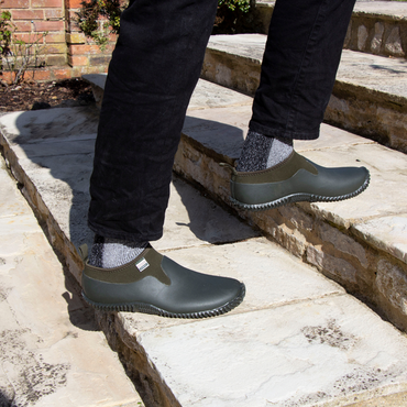 Buckingham Neoprene Shoes 10 - image 2