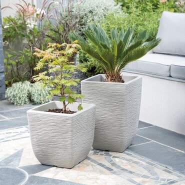 Cotswold Planter 32cm Sq Limestone Grey - image 4