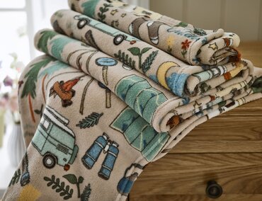 Cozy Comforts The Great Outdoors Throw Mocha 130x170cm - image 2