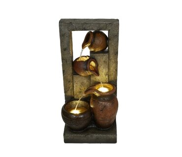 Fountain Vilamoura Pouring Pots Mains