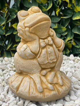 Frog On A Lily Pad Sandstone - image 2