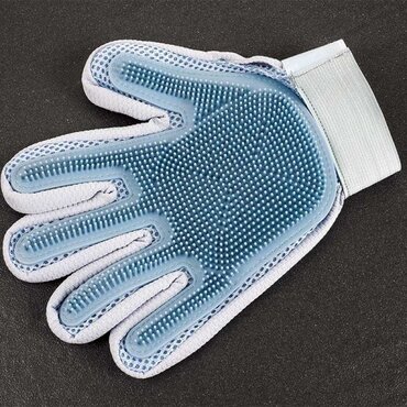 Grooming Glove - image 1