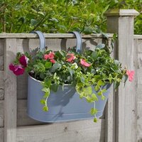 Hanging Baskets &  Accessories