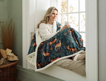 Heated Throw Fox Deer 140x180cm