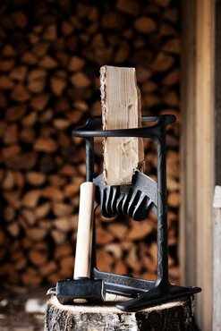 Kindling Cracker King