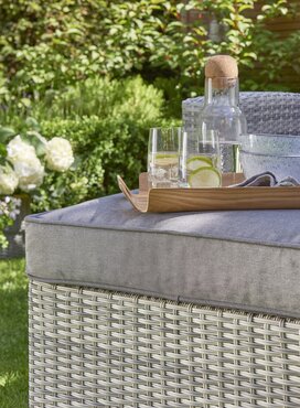 Norfolk Leisure Oxborough Sofa Day Bed - image 3