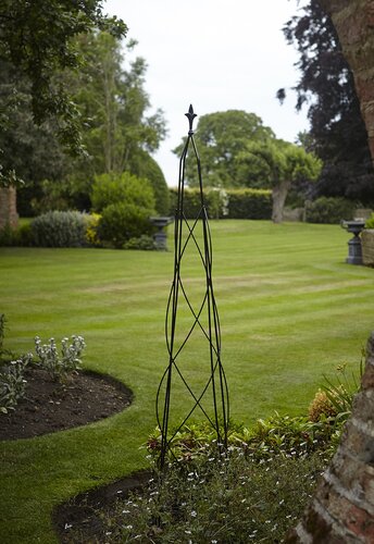 Nostell Obelisk 1.6m - image 1