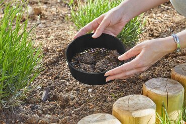 Sieve Potting & Sowing - image 2