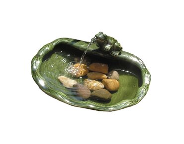 Fountain Solar Ceramic Frog - image 1