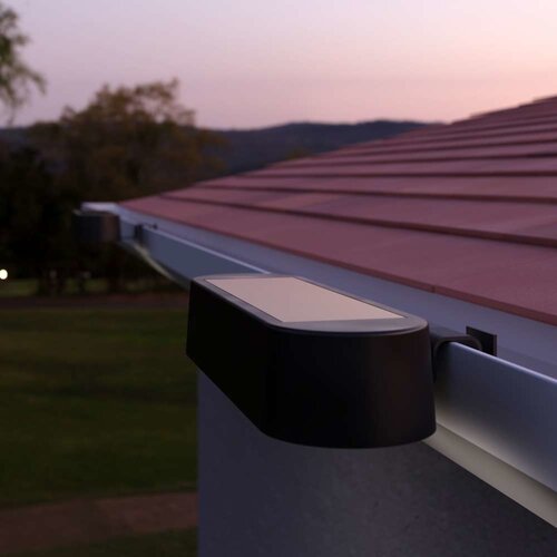 Solar Luxflow Gutter Light - image 1