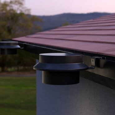 Solar LuxShine Gutter Light S/2