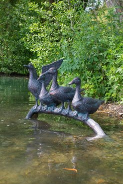 Statue Ducks Resting