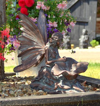 Statue Fairy Kneeling