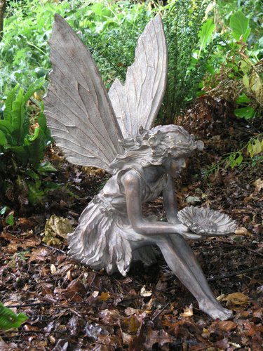 Statue Fairy Sitting