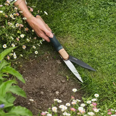 K/S Surecut Single Handed Grass Shear - image 3