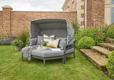 Titchwell Day Bed - image 1