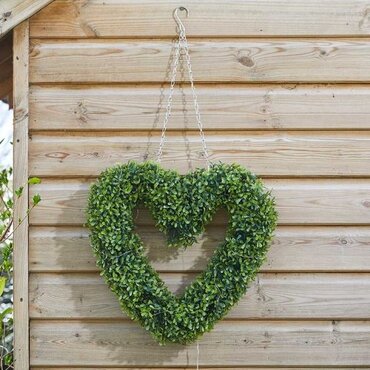 Faux Topiary Boxwood Heart - image 3