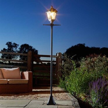 Victoriana 365 Solar Lamp Post 10L - image 1