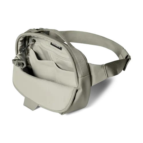 YETI Ranchero Crossbody 4L Pampa Green - image 3