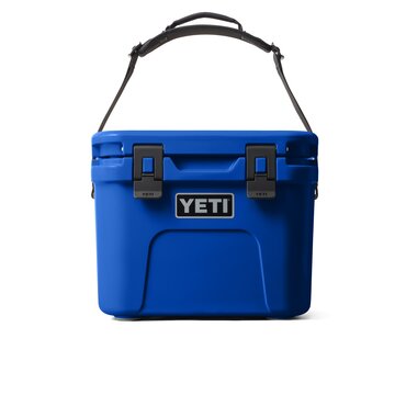 YETI Roadie 15 Cool Box (Royal Blue) - image 2
