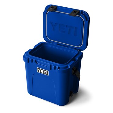 YETI Roadie 24 Cool Box 2.0 (Royal Blue) - image 5