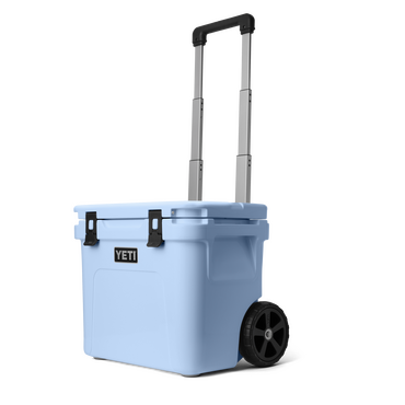 YETI Roadie Wheeled Cool Box 32 (Big Sky Blue) - image 3